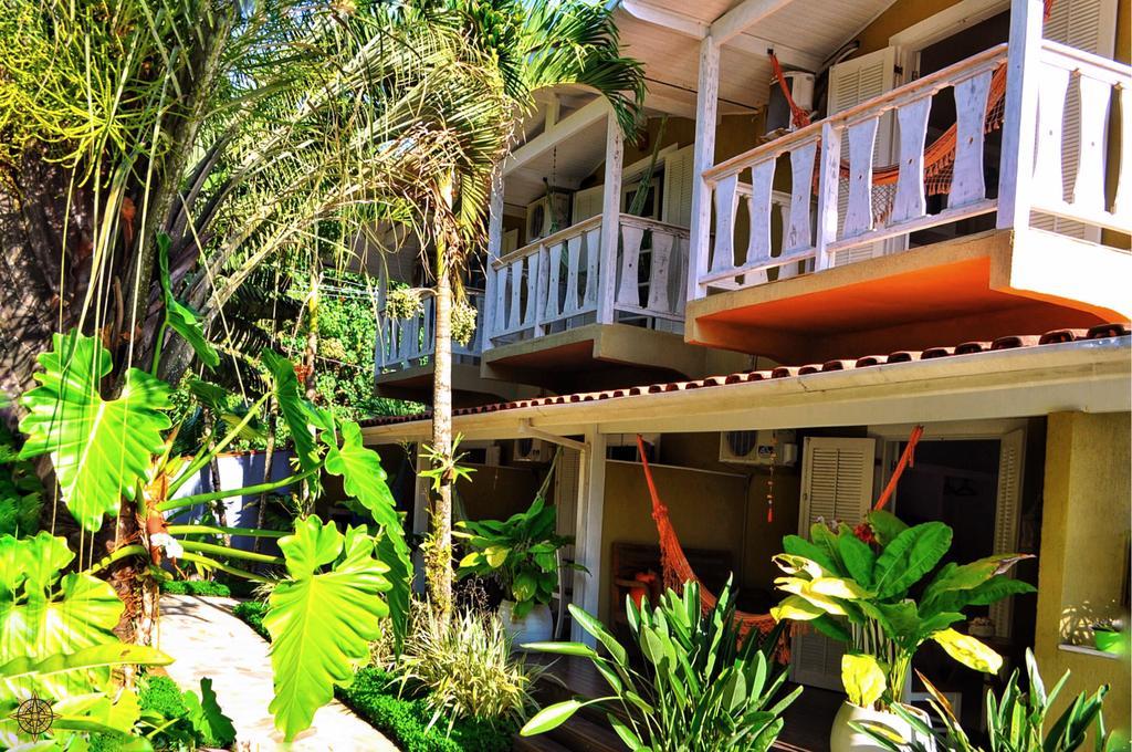 Hotel Coco Bambu Cambury à Camburi  Extérieur photo