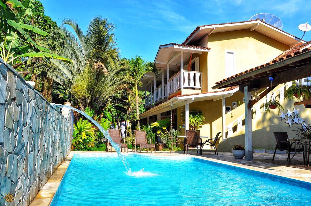 Hotel Coco Bambu Cambury à Camburi  Extérieur photo
