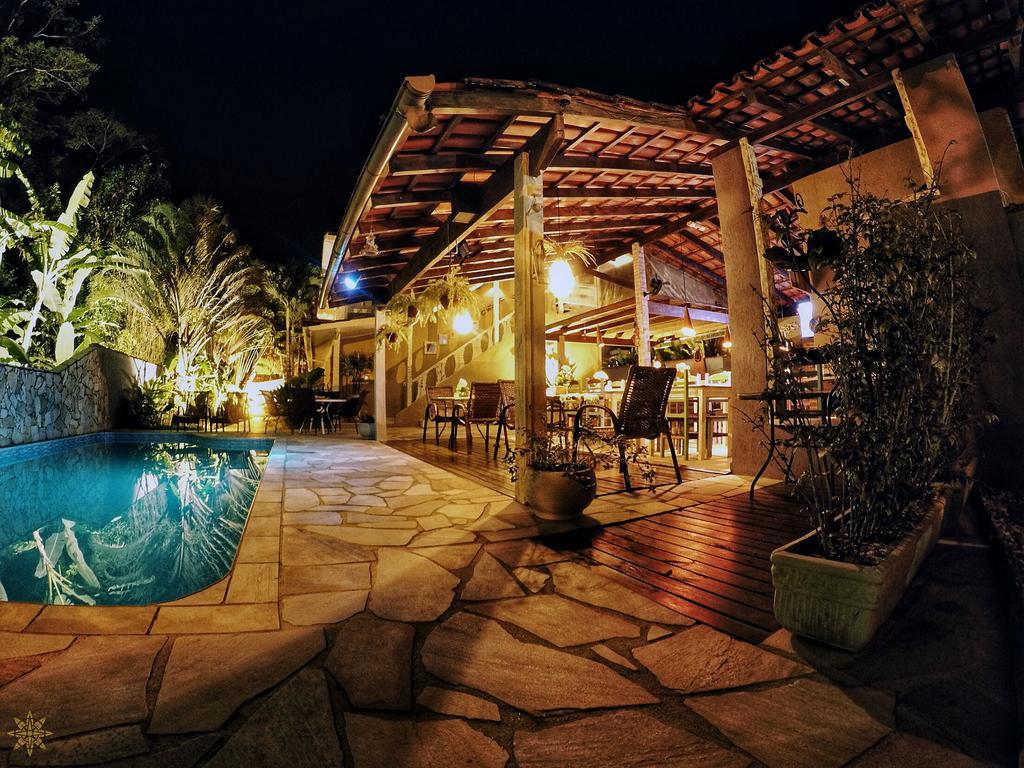 Hotel Coco Bambu Cambury à Camburi  Extérieur photo